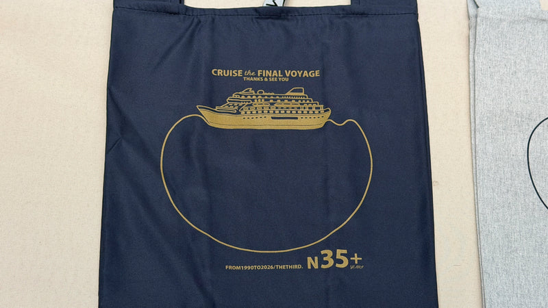 〈喫水線を描いたバッグ〉旅のお供にしたいクルーズトート