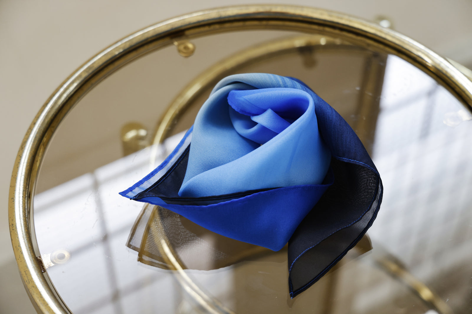 海を纏うスカーフ 〉Moonlight before sunrising, Adriatic Sea – At  